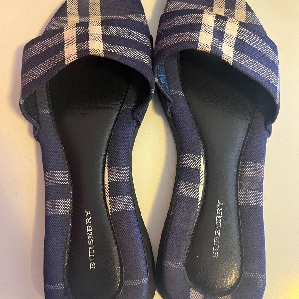 Preowned Burberry Blue Plaid Women's Sandals - Picture 3 of 11